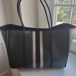 Haute Shore Bag NEW